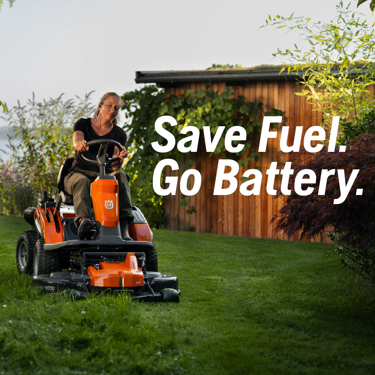 New Husqvarna R 200iX AWD Battery Rider